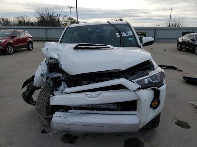 Photo 4 VIN: JTEBU5JR5H5445108 - TOYOTA 4RUNNER 