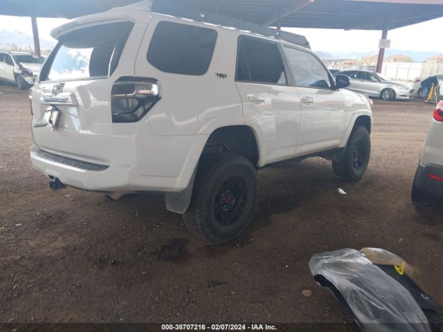 Photo 3 VIN: JTEBU5JR5H5445710 - TOYOTA 4RUNNER 