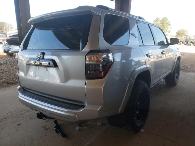 Photo 3 VIN: JTEBU5JR5H5446954 - TOYOTA 4RUNNER SR 