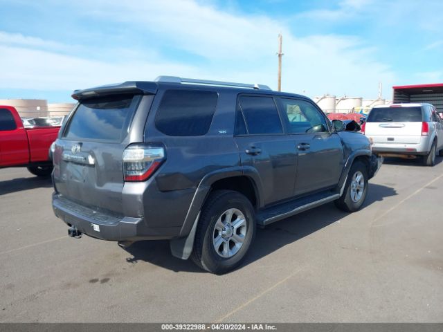 Photo 3 VIN: JTEBU5JR5H5448252 - TOYOTA 4RUNNER 