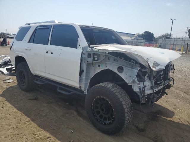 Photo 3 VIN: JTEBU5JR5H5458893 - TOYOTA 4RUNNER 