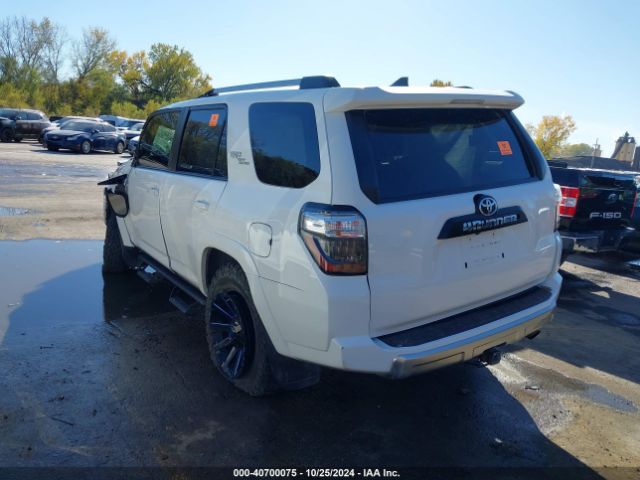 Photo 2 VIN: JTEBU5JR5H5482031 - TOYOTA 4RUNNER 