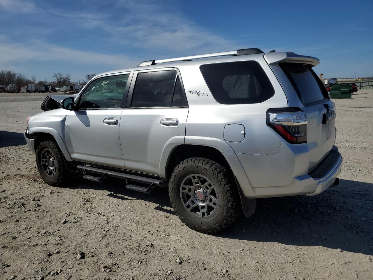 Photo 1 VIN: JTEBU5JR5J5500372 - TOYOTA 4RUNNER 