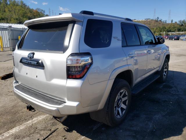 Photo 3 VIN: JTEBU5JR5J5504857 - TOYOTA 4RUNNER SR 