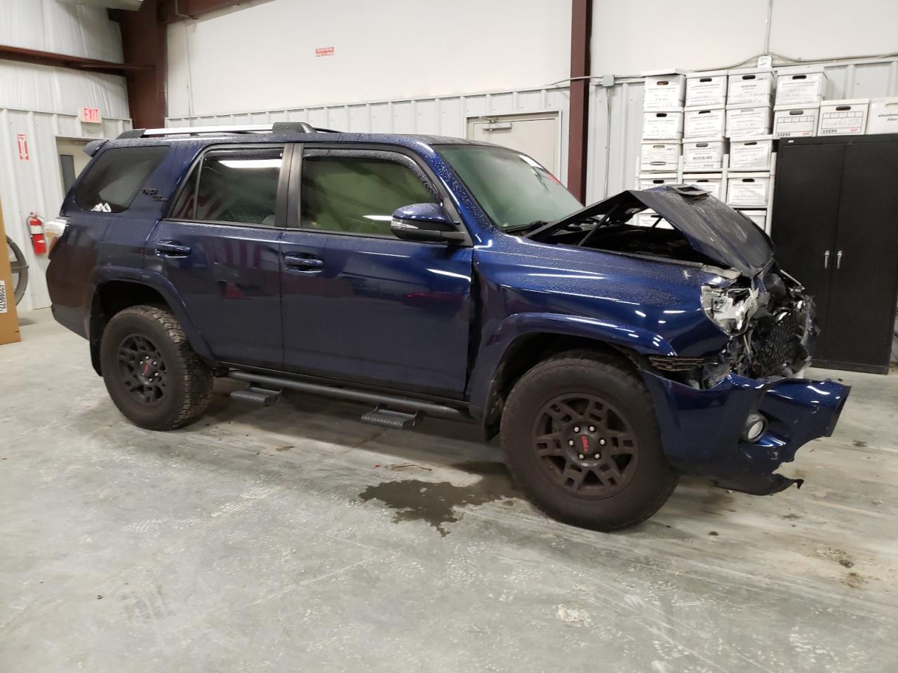 Photo 3 VIN: JTEBU5JR5J5505104 - TOYOTA 4RUNNER 