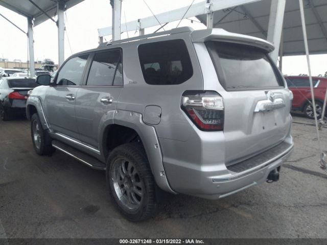 Photo 2 VIN: JTEBU5JR5J5576609 - TOYOTA 4RUNNER 