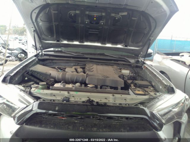 Photo 9 VIN: JTEBU5JR5J5576609 - TOYOTA 4RUNNER 