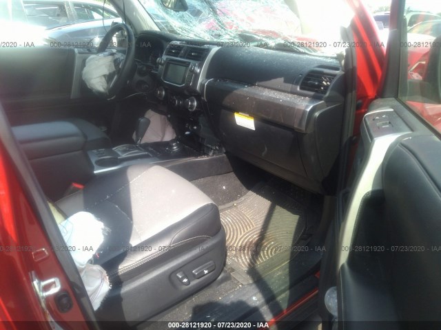 Photo 4 VIN: JTEBU5JR5J5584385 - TOYOTA 4RUNNER 