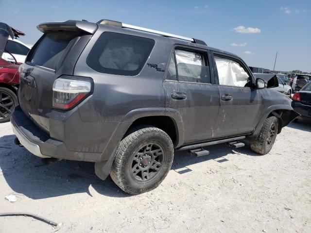 Photo 2 VIN: JTEBU5JR5J5584760 - TOYOTA 4RUNNER SR 