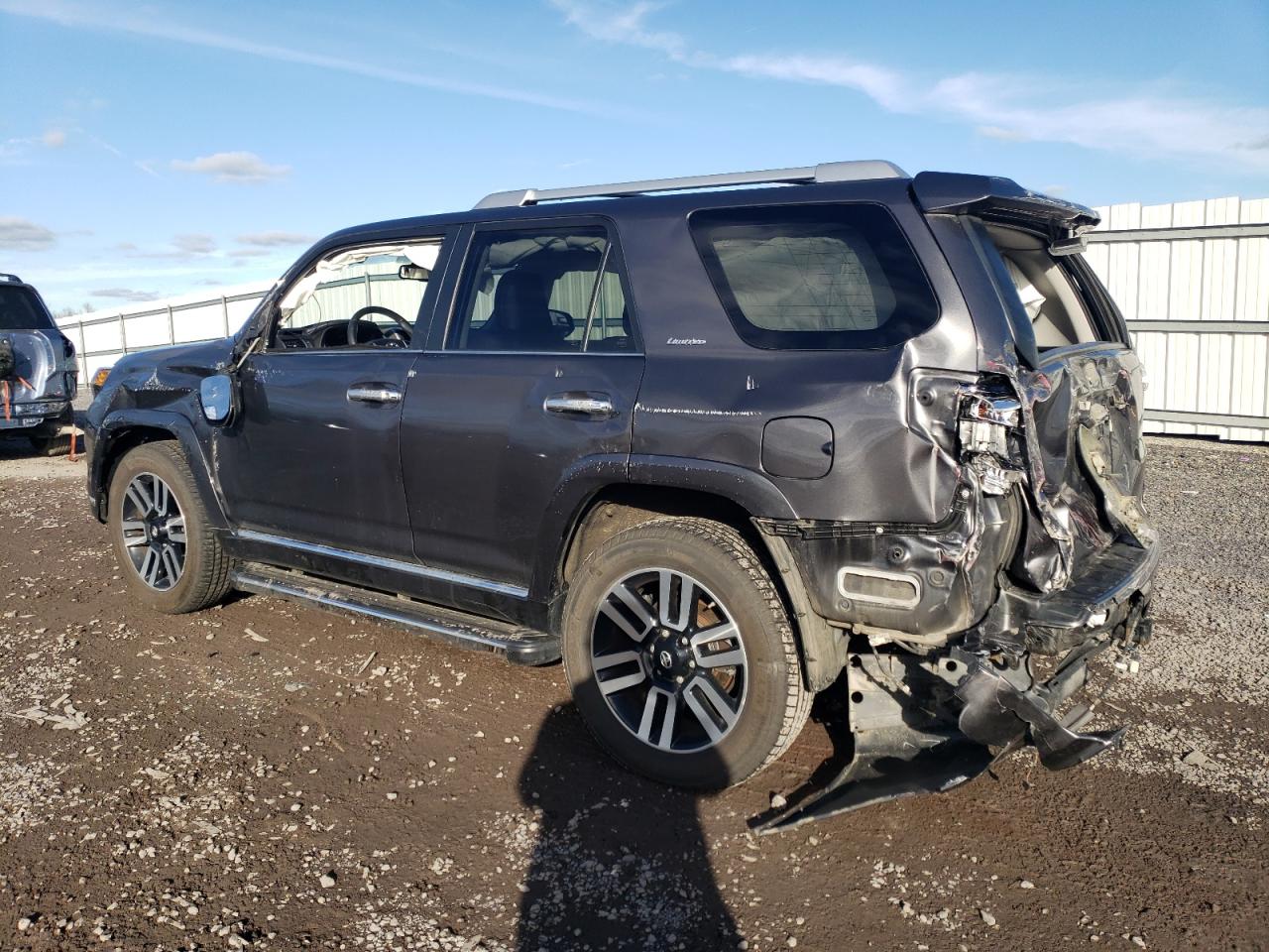 Photo 1 VIN: JTEBU5JR5J5606563 - TOYOTA 4RUNNER 