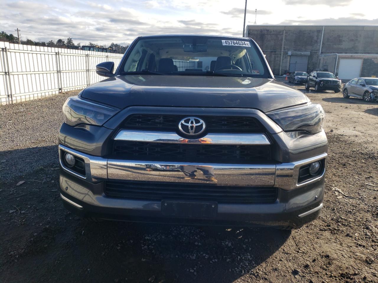 Photo 4 VIN: JTEBU5JR5J5606563 - TOYOTA 4RUNNER 