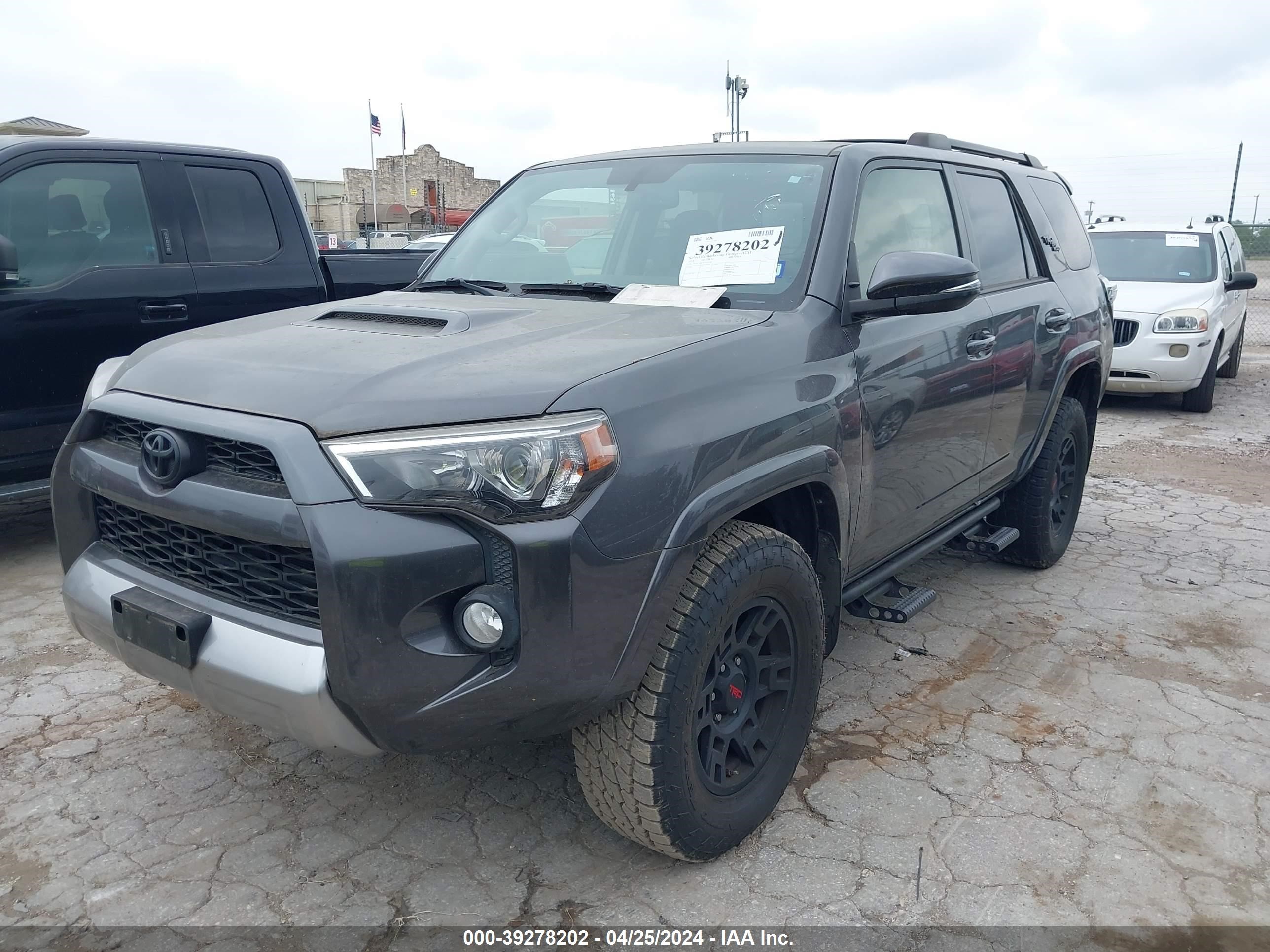 Photo 1 VIN: JTEBU5JR5K5659149 - TOYOTA 4RUNNER 