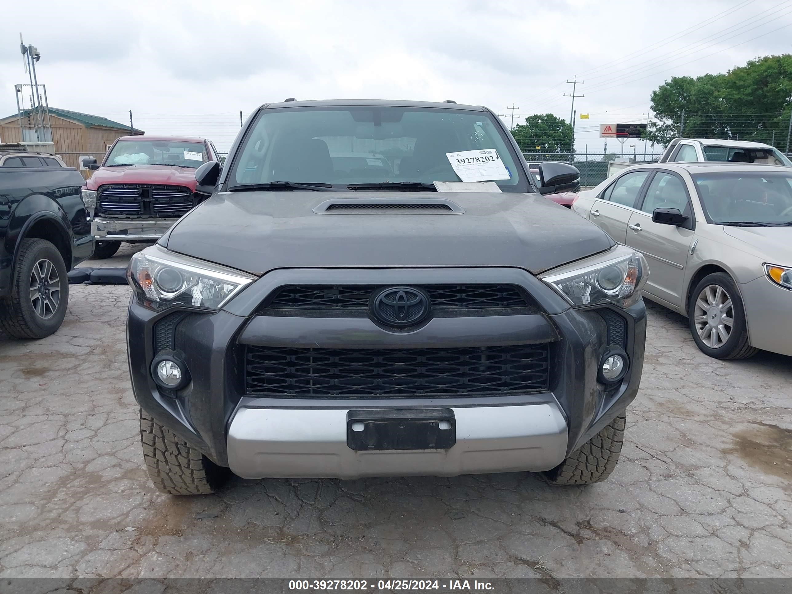 Photo 10 VIN: JTEBU5JR5K5659149 - TOYOTA 4RUNNER 