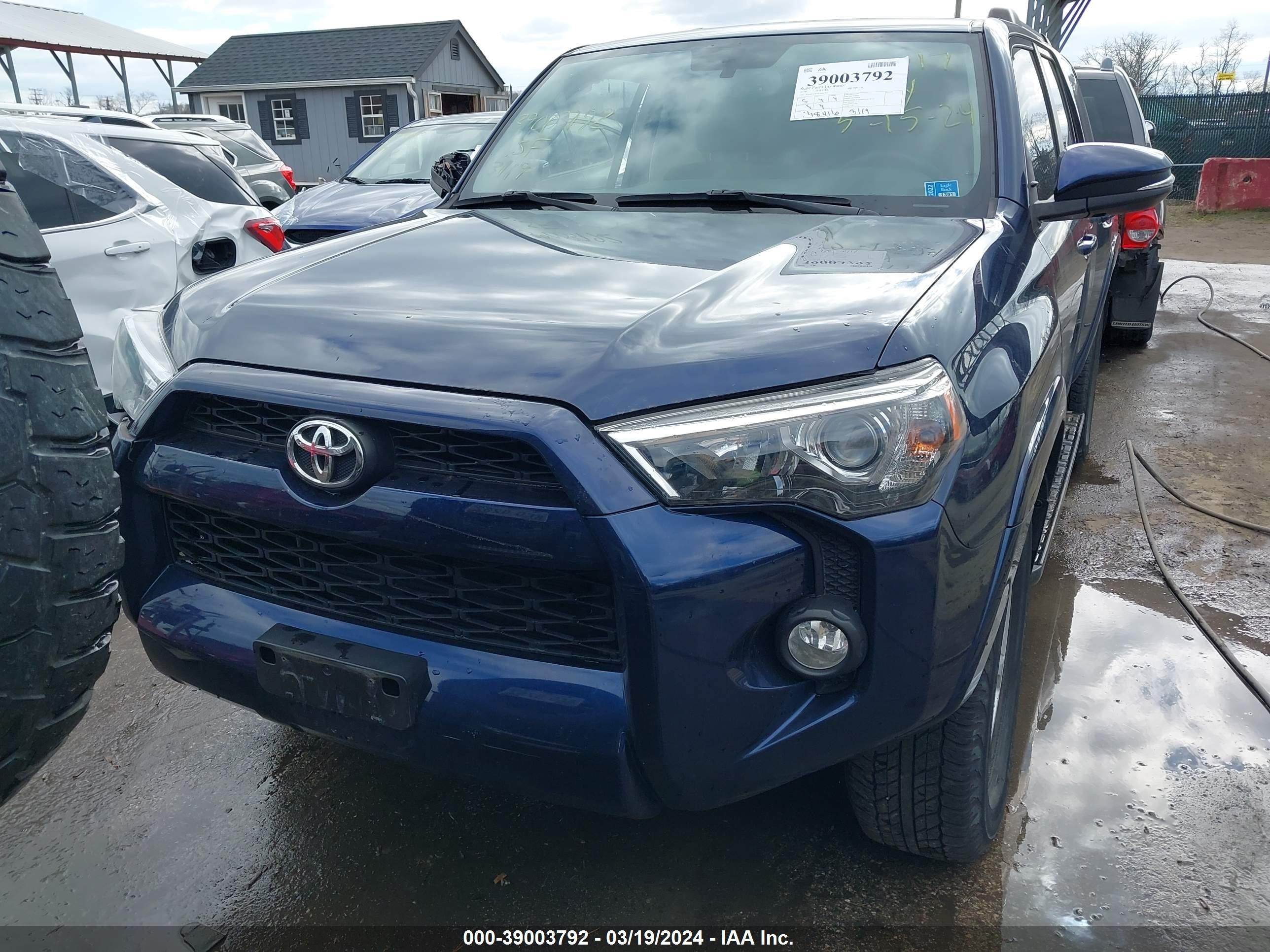 Photo 12 VIN: JTEBU5JR5K5695701 - TOYOTA 4RUNNER 