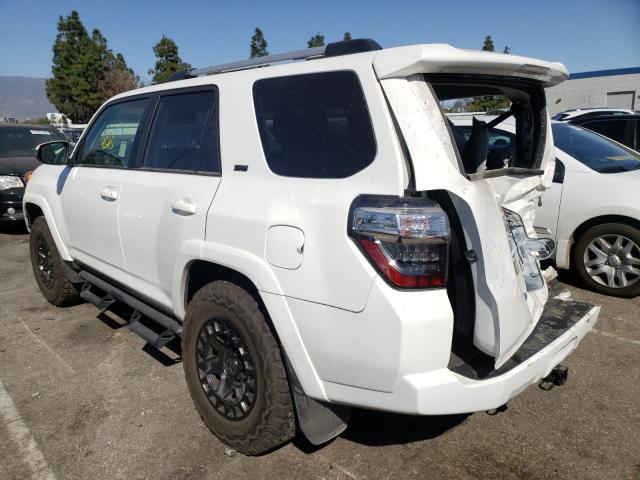 Photo 2 VIN: JTEBU5JR5L5745613 - TOYOTA 4RUNNER SR 