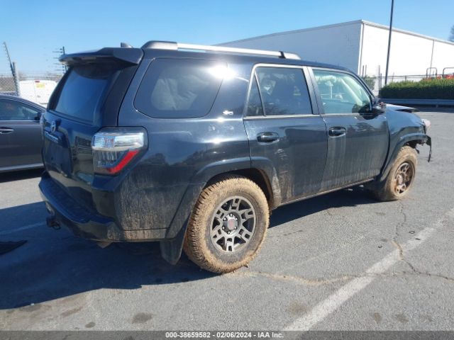 Photo 3 VIN: JTEBU5JR5L5758734 - TOYOTA 4RUNNER 