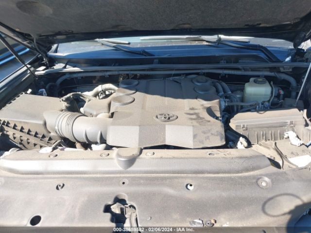 Photo 9 VIN: JTEBU5JR5L5758734 - TOYOTA 4RUNNER 