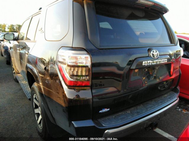 Photo 2 VIN: JTEBU5JR5L5759902 - TOYOTA 4RUNNER 