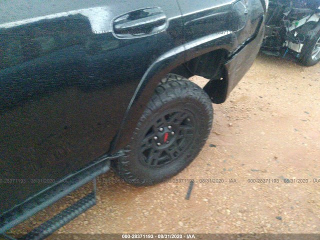 Photo 5 VIN: JTEBU5JR5L5796206 - TOYOTA 4RUNNER 