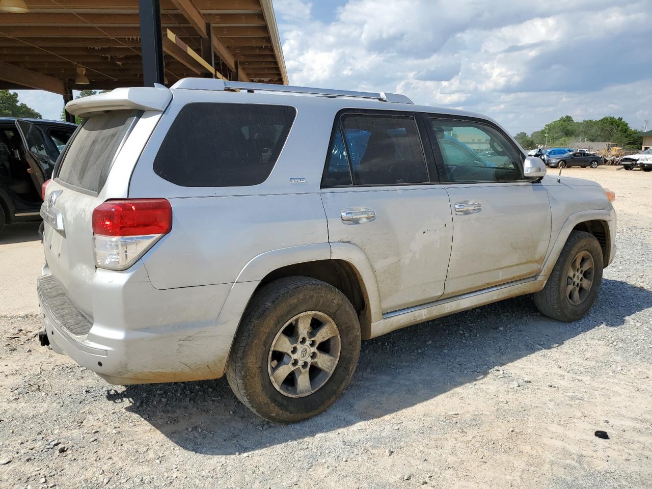 Photo 2 VIN: JTEBU5JR6B5052287 - TOYOTA 4RUNNER 