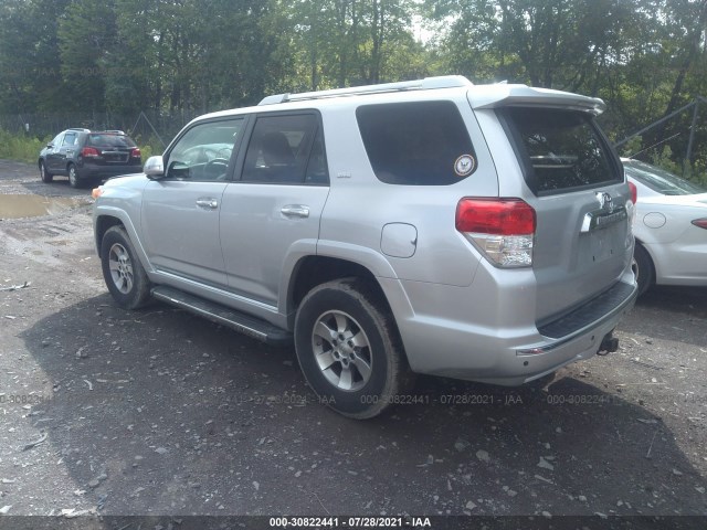 Photo 2 VIN: JTEBU5JR6B5055741 - TOYOTA 4RUNNER 