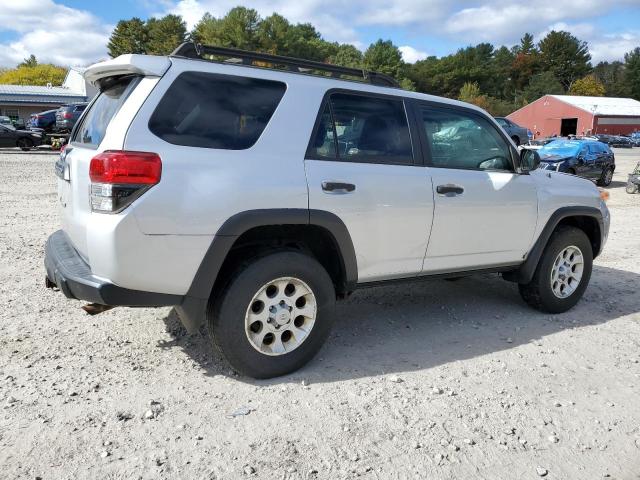 Photo 2 VIN: JTEBU5JR6B5070739 - TOYOTA 4RUNNER SR 