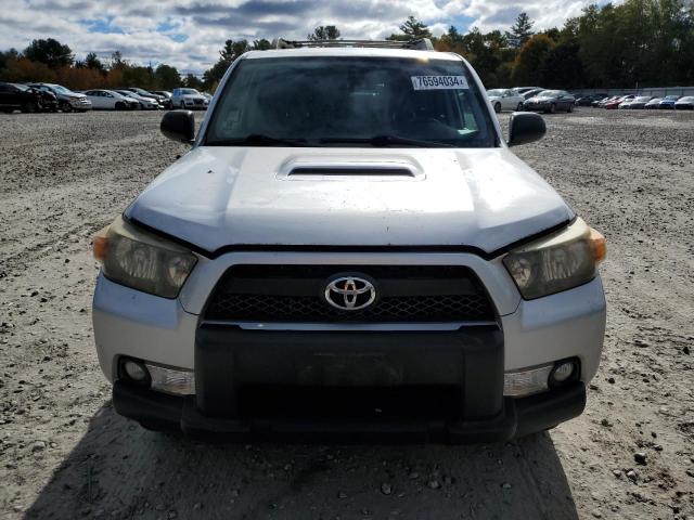 Photo 4 VIN: JTEBU5JR6B5070739 - TOYOTA 4RUNNER SR 