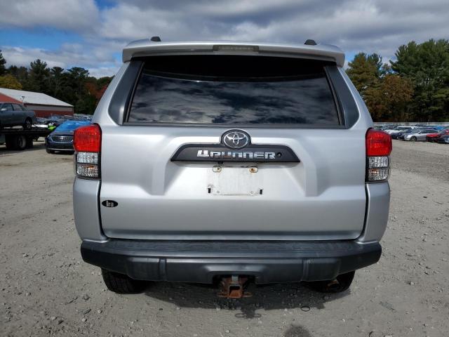 Photo 5 VIN: JTEBU5JR6B5070739 - TOYOTA 4RUNNER SR 