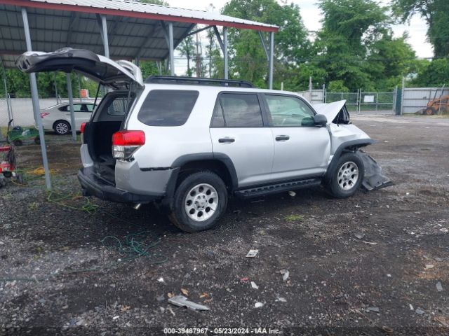 Photo 3 VIN: JTEBU5JR6C5089499 - TOYOTA 4RUNNER 