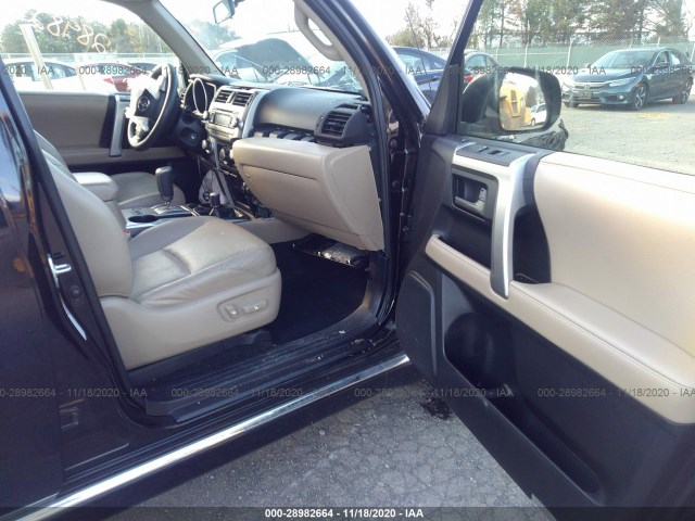 Photo 4 VIN: JTEBU5JR6C5092659 - TOYOTA 4RUNNER 