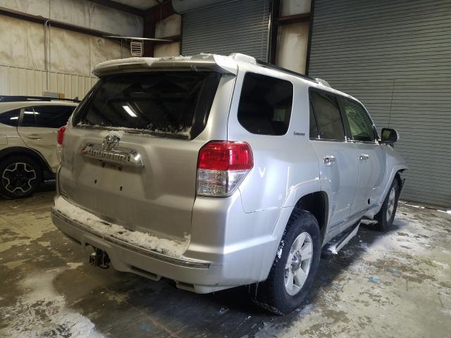 Photo 3 VIN: JTEBU5JR6C5099109 - TOYOTA 4RUNNER SR 