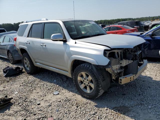 Photo 3 VIN: JTEBU5JR6D5132840 - TOYOTA 4RUNNER SR 