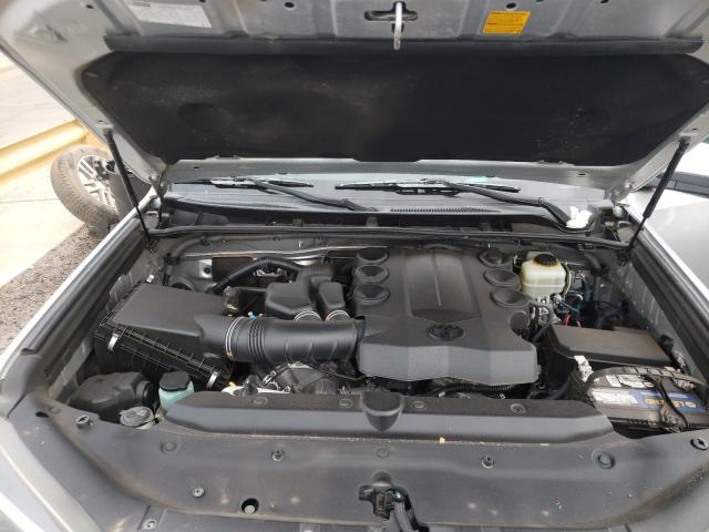 Photo 6 VIN: JTEBU5JR6F5216627 - TOYOTA 4RUNNER SR 