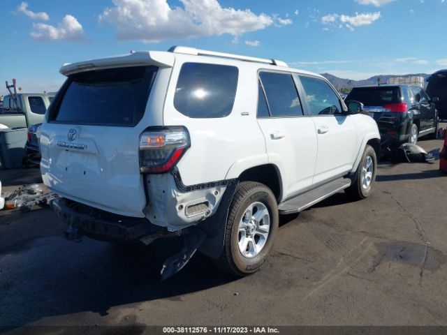 Photo 3 VIN: JTEBU5JR6G5287926 - TOYOTA 4RUNNER 