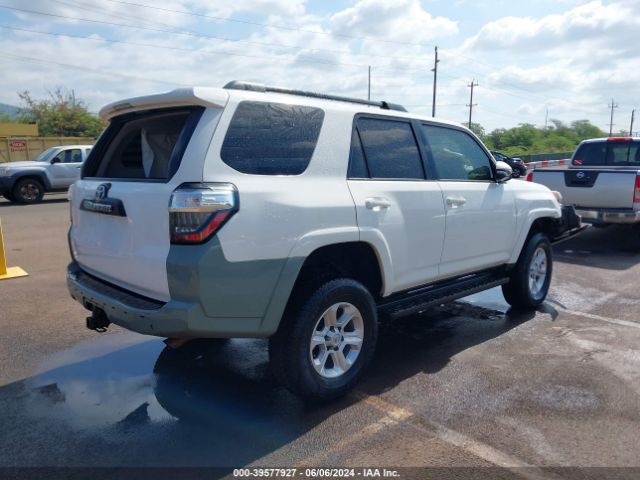 Photo 3 VIN: JTEBU5JR6G5364729 - TOYOTA 4-RUNNER 