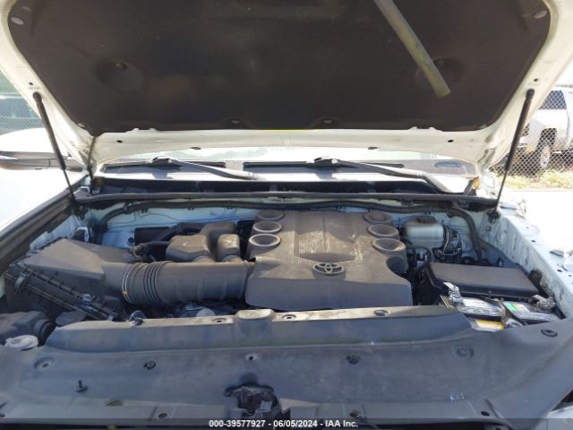 Photo 9 VIN: JTEBU5JR6G5364729 - TOYOTA 4-RUNNER 