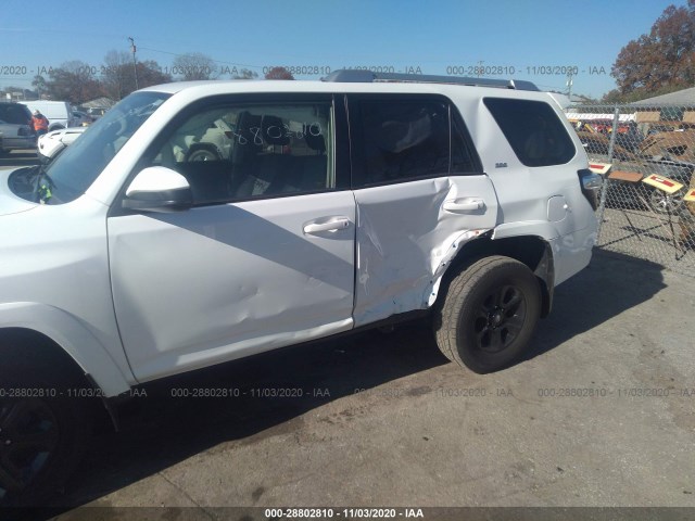 Photo 5 VIN: JTEBU5JR6H5414286 - TOYOTA 4RUNNER 