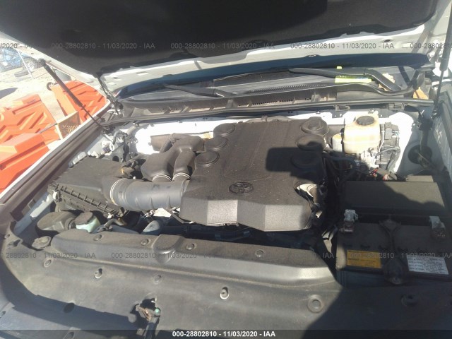 Photo 9 VIN: JTEBU5JR6H5414286 - TOYOTA 4RUNNER 