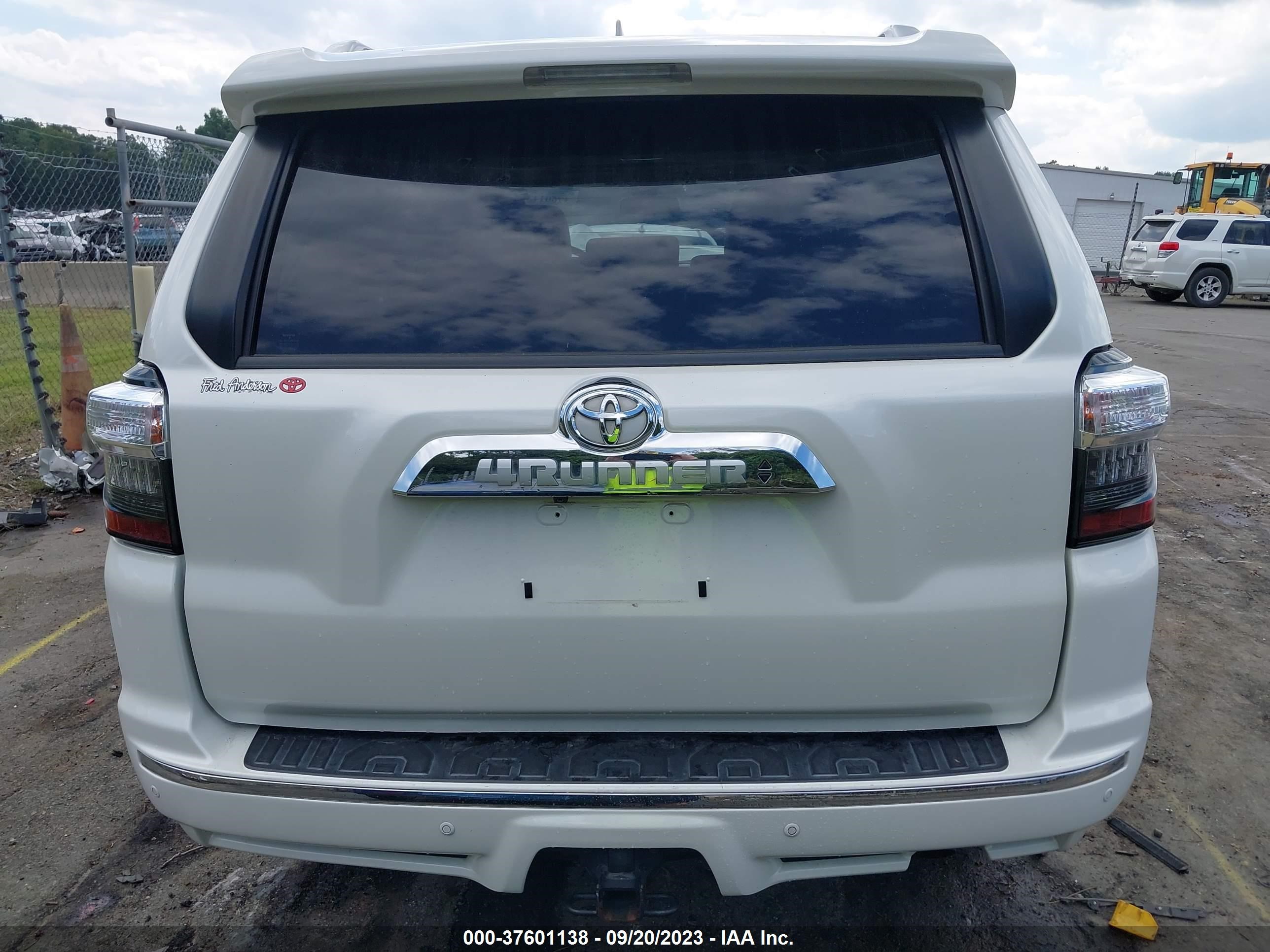 Photo 15 VIN: JTEBU5JR6H5438457 - TOYOTA 4RUNNER 