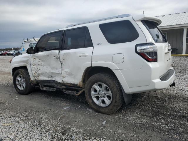 Photo 1 VIN: JTEBU5JR6H5443447 - TOYOTA 4RUNNER SR 