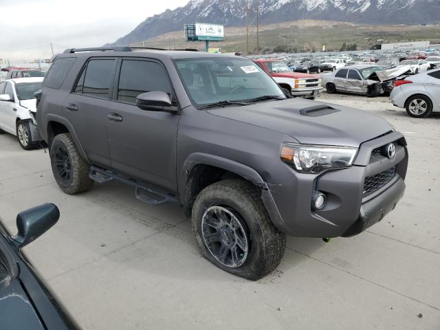 Photo 3 VIN: JTEBU5JR6H5448146 - TOYOTA 4RUNNER SR 