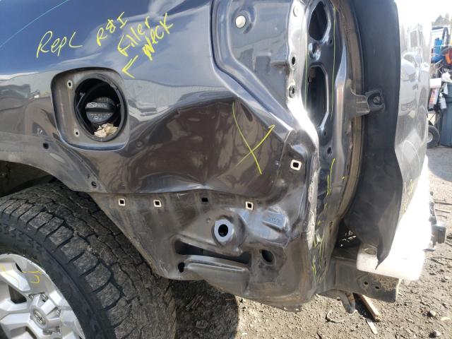 Photo 8 VIN: JTEBU5JR6H5458904 - TOYOTA 4RUNNER SR 