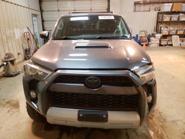 Photo 4 VIN: JTEBU5JR6H5466114 - TOYOTA 4RUNNER SR 