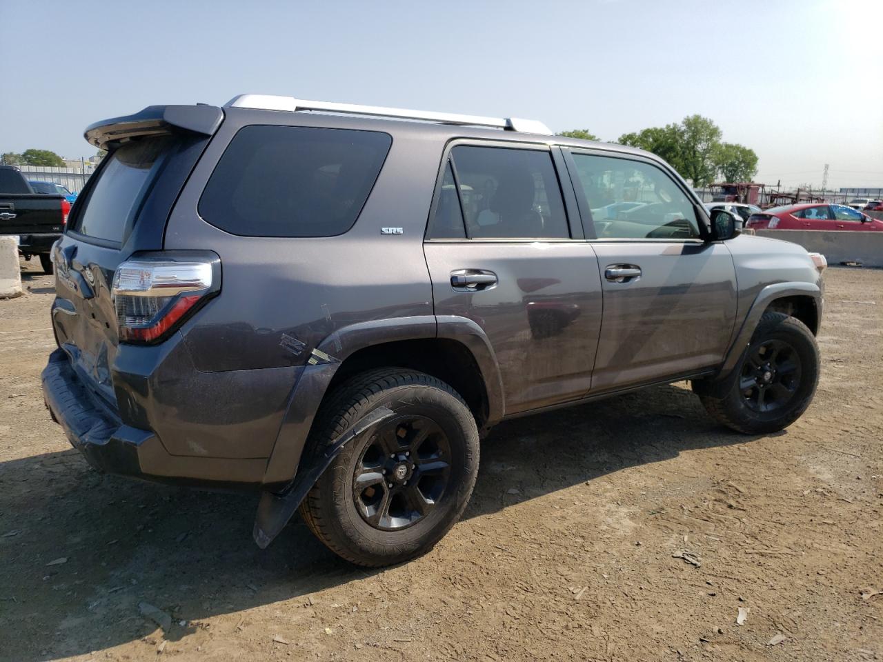 Photo 2 VIN: JTEBU5JR6J5493044 - TOYOTA 4RUNNER 