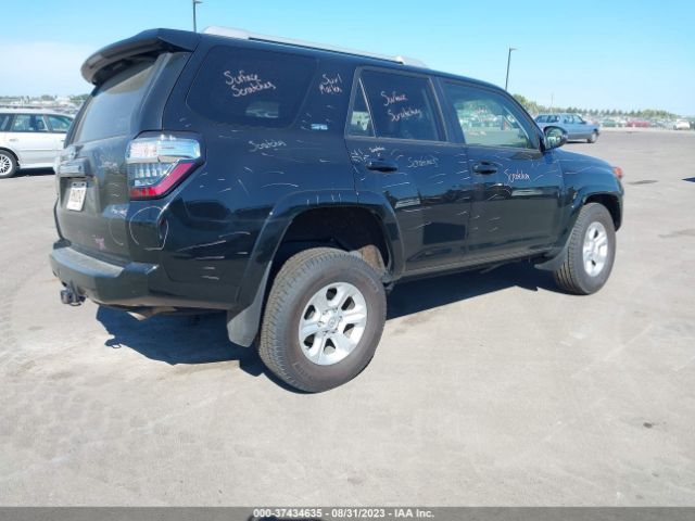 Photo 3 VIN: JTEBU5JR6J5515432 - TOYOTA 4RUNNER 