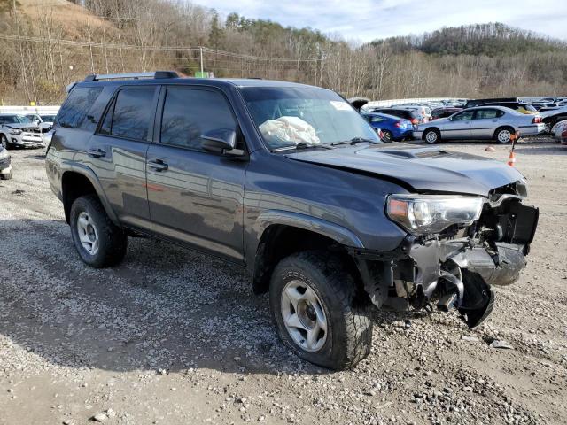 Photo 3 VIN: JTEBU5JR6J5529153 - TOYOTA 4RUNNER SR 