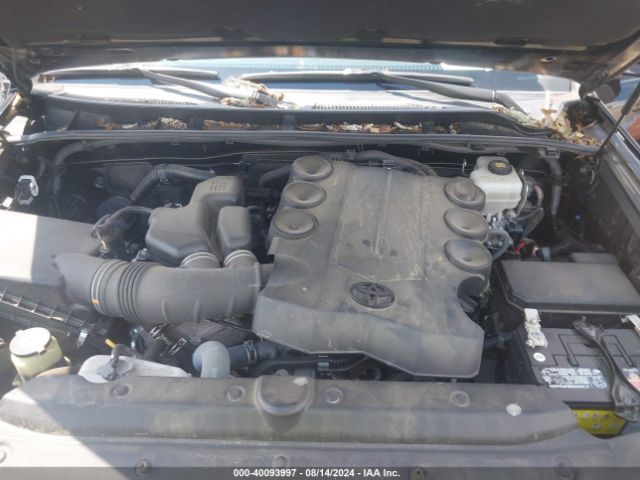 Photo 9 VIN: JTEBU5JR6J5548866 - TOYOTA 4RUNNER 