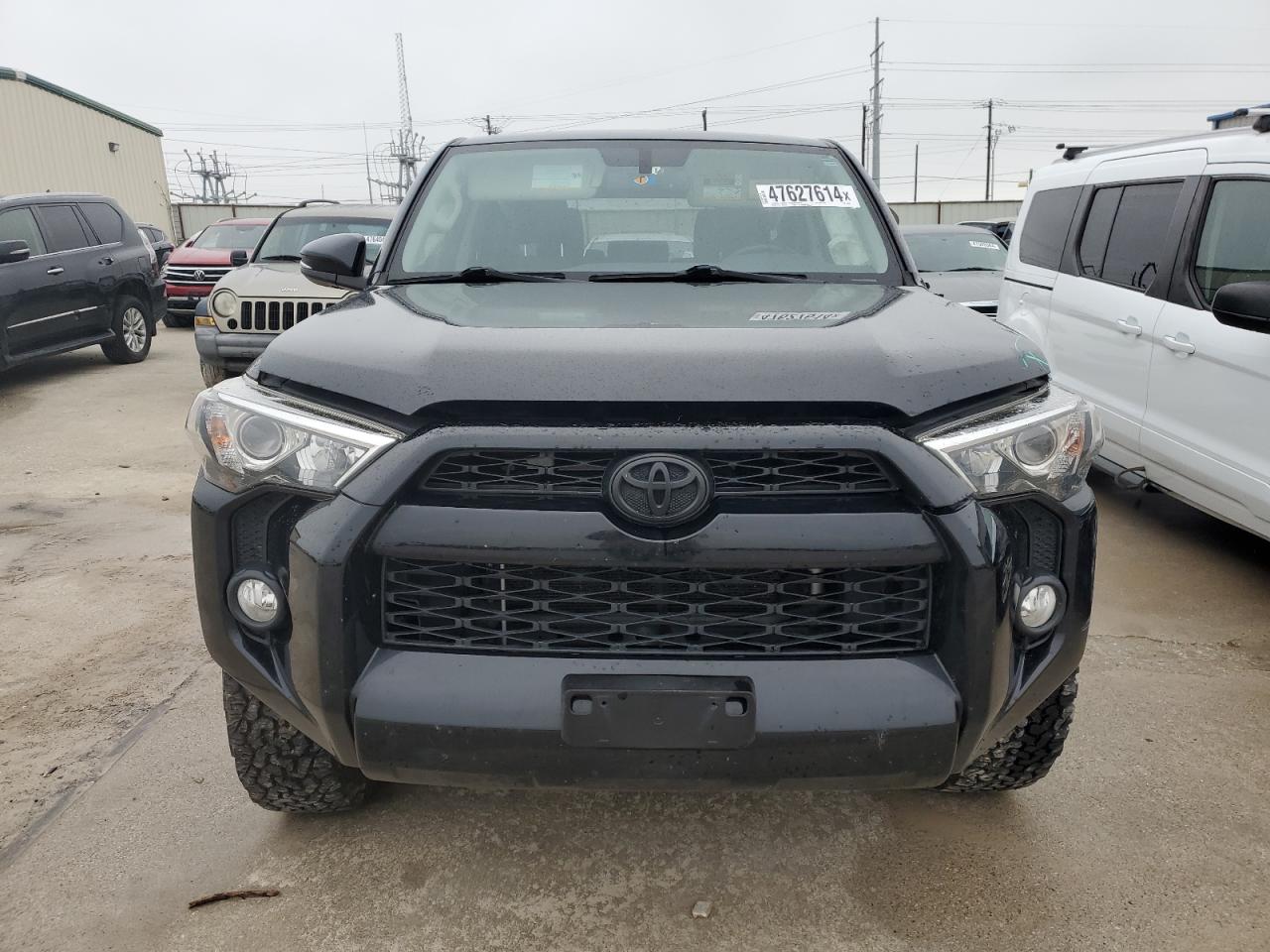 Photo 4 VIN: JTEBU5JR6J5554229 - TOYOTA 4RUNNER 