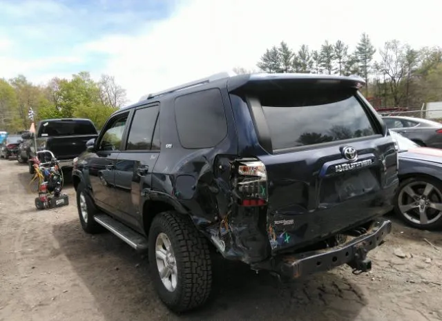 Photo 2 VIN: JTEBU5JR6J5558605 - TOYOTA 4RUNNER 