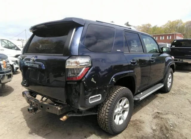 Photo 3 VIN: JTEBU5JR6J5558605 - TOYOTA 4RUNNER 